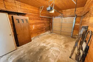 806 Sessions St, Bowie, TX 76230 - Photo 16