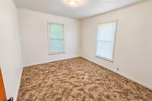 806 Sessions St, Bowie, TX 76230 - Photo 24