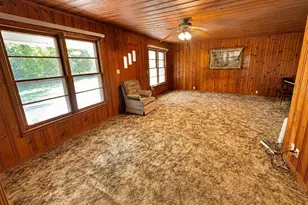 806 Sessions St, Bowie, TX 76230 - Photo 14
