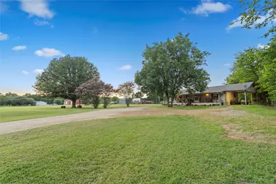 15197 Farm Road 71 E, Sulphur Bluff, TX 75481 - Photo 30