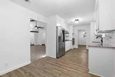 2115 Meadowlake Court, Arlington, TX 76013 - Photo 16
