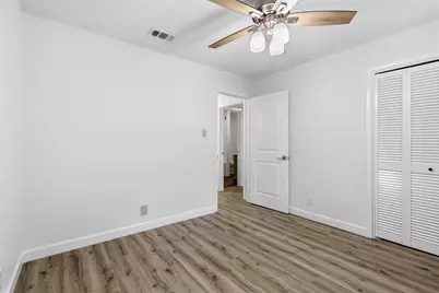 2115 Meadowlake Court, Arlington, TX 76013 - Photo 26