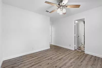 2115 Meadowlake Court, Arlington, TX 76013 - Photo 28