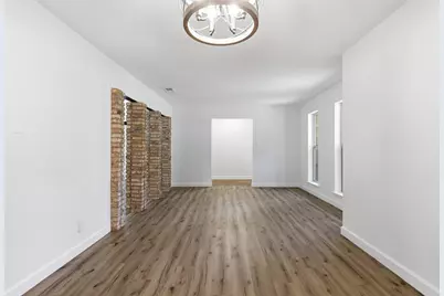 2115 Meadowlake Court, Arlington, TX 76013 - Photo 8