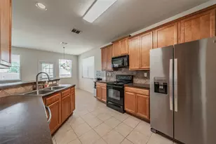 600 Beeman Dr, Arlington, TX 76002 - Photo 14