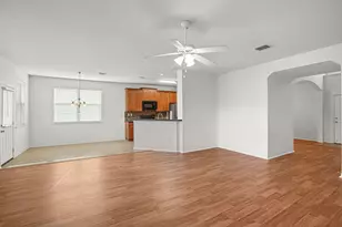 600 Beeman Dr, Arlington, TX 76002 - Photo 6
