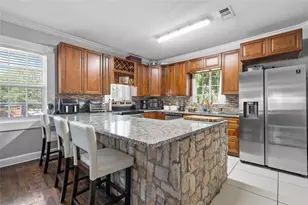 2700 Cole Ave, Waco, TX 76707 - Photo 6