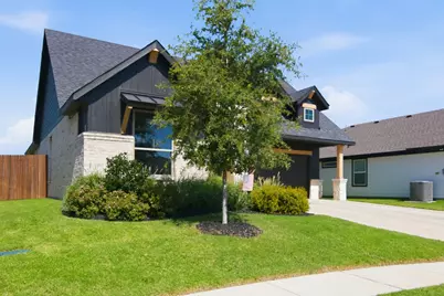 605 Eagle Bend Lane, Burleson, TX 76028 - Photo 2