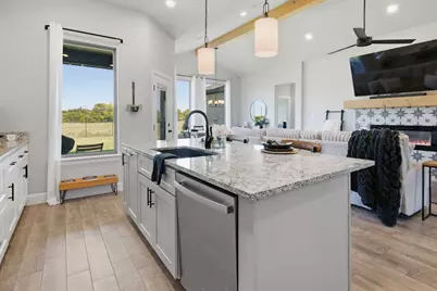 605 Eagle Bend Lane, Burleson, TX 76028 - Photo 14