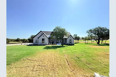 740 Burr Oak Lane, Weatherford, TX 76085 - Photo 2
