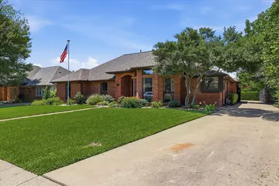 642 Eagle Drive, Coppell, TX 75019 - Photo 2