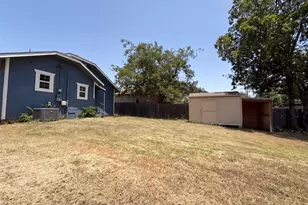 2832 Avenue I, Fort Worth, TX 76105 - Photo 16