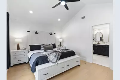1220 Oxford Lane, Grapevine, TX 76051 - Photo 18