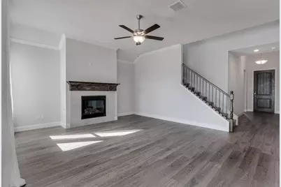1021 Catskill Court, Burleson, TX 76028 - Photo 4
