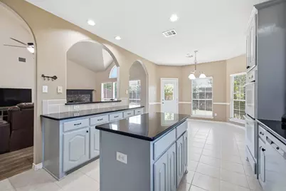 4312 Nicholas Court, Grand Prairie, TX 75052 - Photo 14