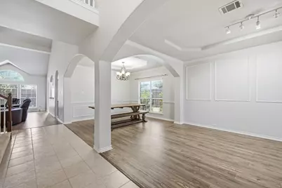 4312 Nicholas Court, Grand Prairie, TX 75052 - Photo 2