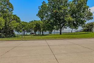 9301 Nottingham Ct, Rowlett, TX 75088 - Photo 36