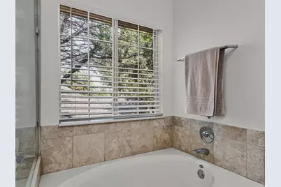 9301 Nottingham Court, Rowlett, TX 75088 - Photo 16