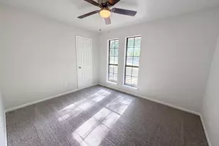 127 Jason Dr, Red Oak, TX 75154 - Photo 8