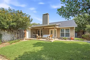 258 Creekside Ln, Coppell, TX 75019 - Photo 2