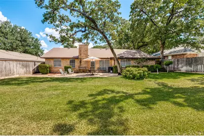 4717 Oak Valley Drive, Arlington, TX 76016 - Photo 12