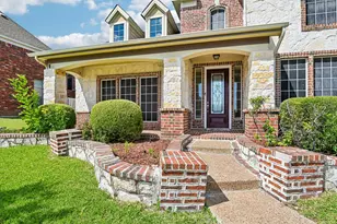 6006 Shadywood Ln, Garland, TX 75043 - Photo 2