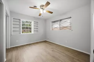2210 Fairfax Dr, Irving, TX 75060 - Photo 14