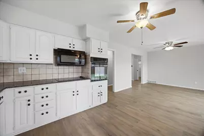 2210 Fairfax Drive, Irving, TX 75060 - Photo 10