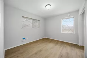 2210 Fairfax Dr, Irving, TX 75060 - Photo 16
