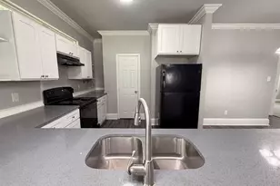 101 Griffin St, Waxahachie, TX 75165 - Photo 2