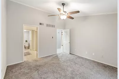 2732 Copper Creek Drive #202, Arlington, TX 76006 - Photo 8
