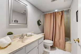 2732 Copper Creek Dr, Arlington, TX 76006 - Photo 12