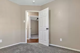 527 Alameda Ave, Duncanville, TX 75137 - Photo 36