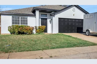 527 Alameda Avenue, Duncanville, TX 75137 - Photo 1