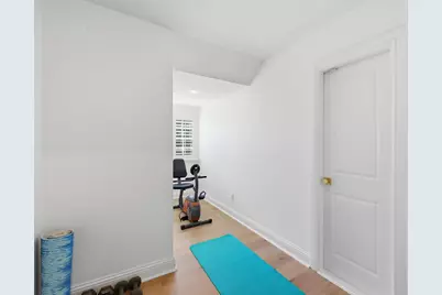 9677 Crestedge Drive, Dallas, TX 75238 - Photo 20