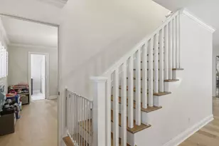 9677 Crestedge Dr, Dallas, TX 75238 - Photo 18