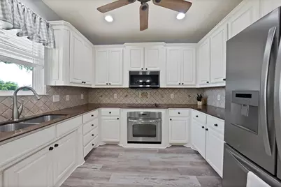 300 Buena Vista Drive, Willow Park, TX 76087 - Photo 12