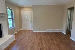 2212 Bolivar St, Denton, TX 76201 - Photo 4