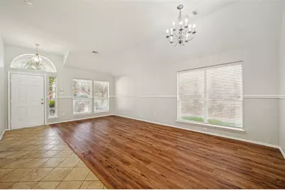 4910 Silverweed Drive, McKinney, TX 75070 - Photo 2