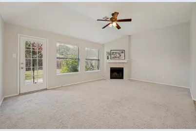 4910 Silverweed Drive, McKinney, TX 75070 - Photo 6