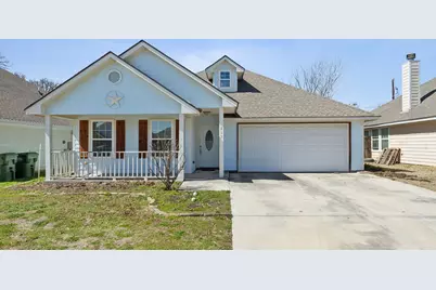 233 Firefly Drive, Springtown, TX 76082 - Photo 1