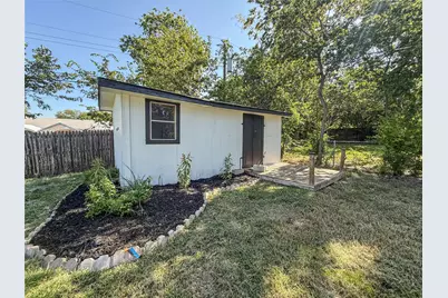 3061 Old North Road, Farmers Branch, TX 75234 - Photo 20