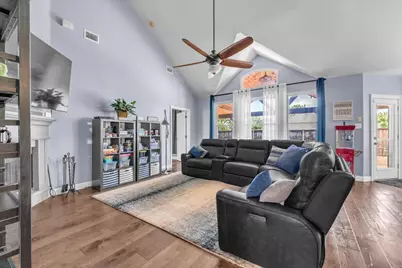 1700 Sunflower Drive, Corinth, TX 76210 - Photo 4