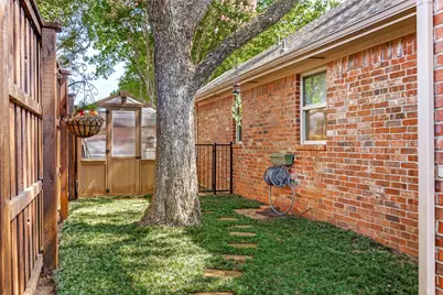 725 Greenway Drive, Coppell, TX 75019 - Photo 32