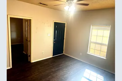 905 Isbell Road, Fort Worth, TX 76114 - Photo 8