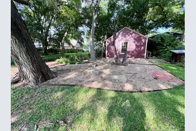 531 S Dallas Avenue, Lancaster, TX 75146 - Photo 18