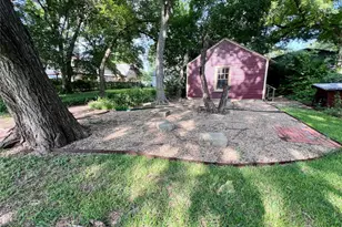 531 S Dallas Ave, Lancaster, TX 75146 - Photo 18