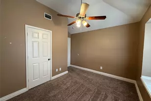 1910 Lombard St, Garland, TX 75043 - Photo 14