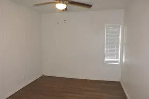 1612 N Anglin St, Cleburne, TX 76031 - Photo 10