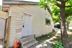 1206 S Edgefield Ave, Dallas, TX 75208 - Photo 22